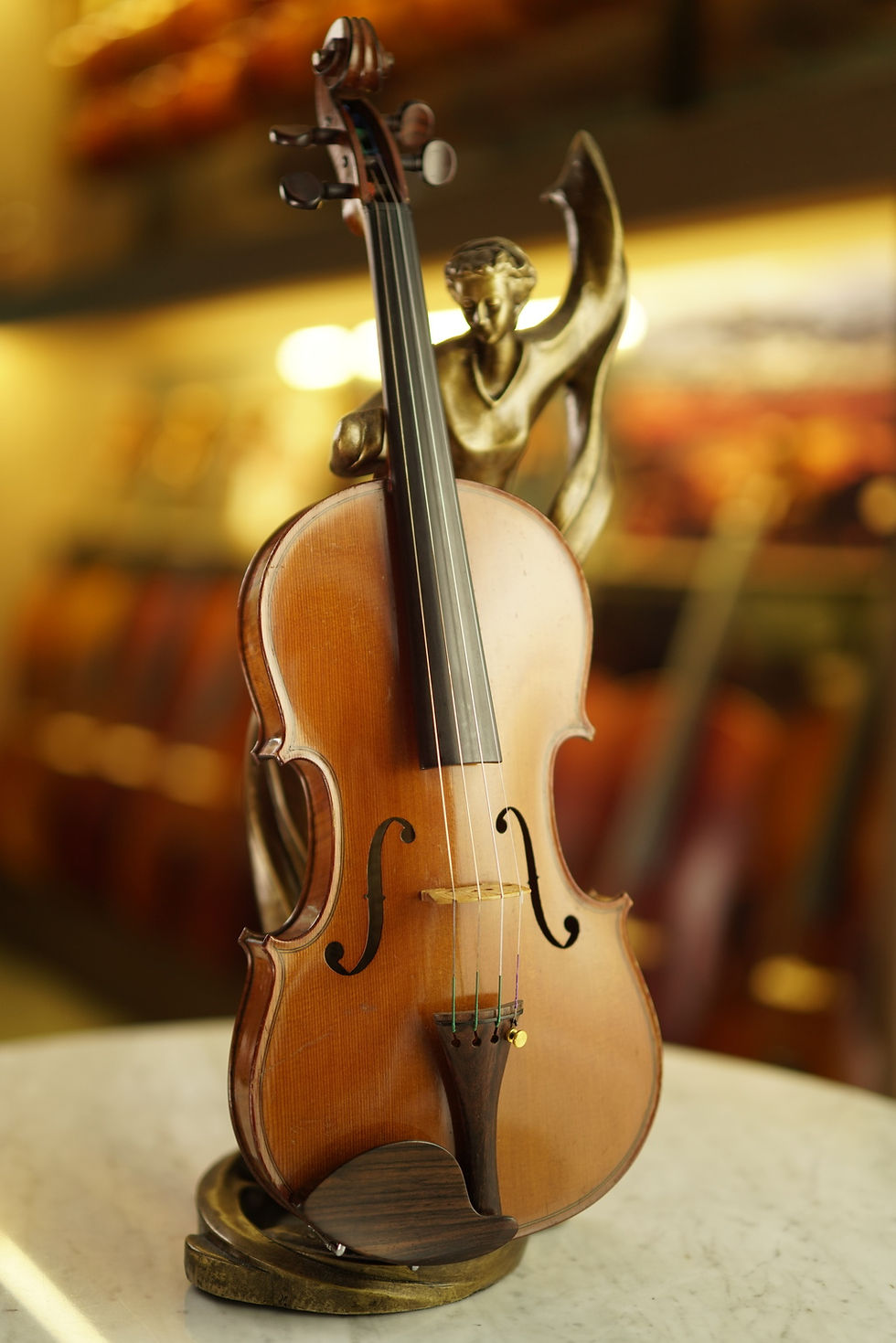When do you need to change the strings on your violin?