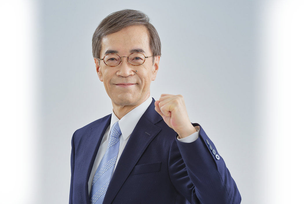 金澤和夫ガッツポーズ写真.png