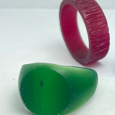 Green and red wax rings