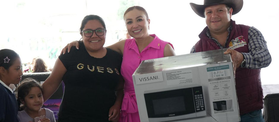 Yoselin Mendoza celebra a miles de madres nicolasromerenses con un magno festejo