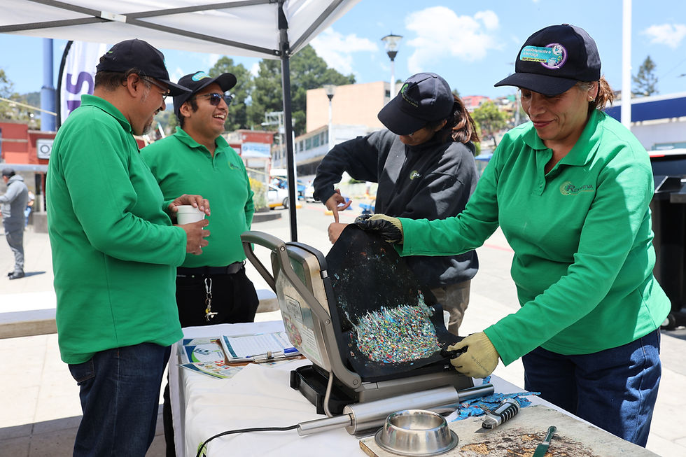 Romina Contreras impulsa cultura ambiental; Huixquilucan reúne tres toneladas de residuos para reciclaje