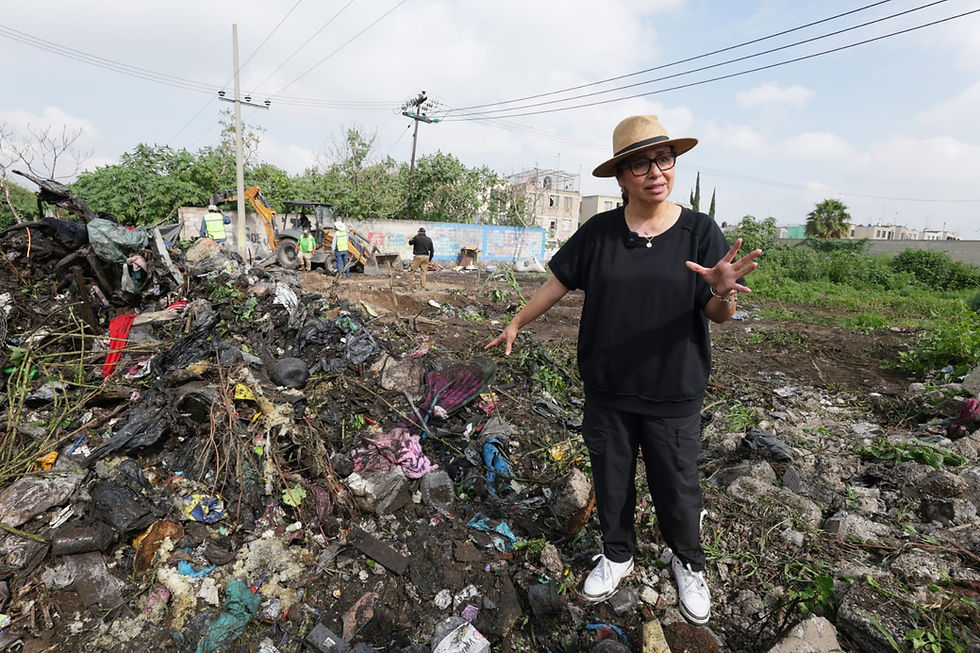 Azucena Cisneros impulsa recuperación de terrenos junto a vías del ferrocarril para crear parque lineal