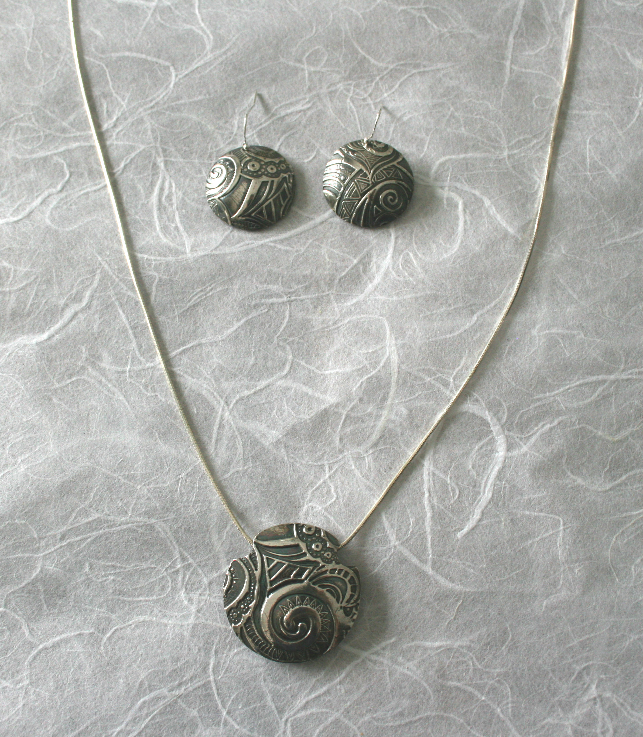 Lentil pendant