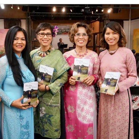 Vì Sao Quyển Sách Finding My Voice Ra Đời