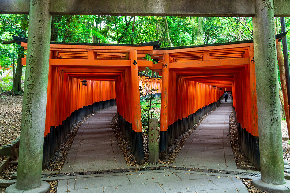 Fushimi Inari Shrine.jpg