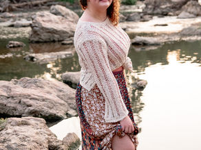 Emerson's senior photos and a few besties too at Grand Falls in Joplin, MO