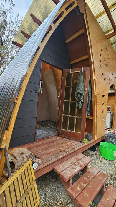 self contained cabin eco lodge tiny house tiny home granny flat australia