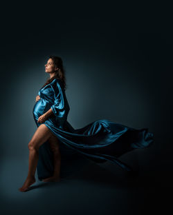 Séance photos Grossesses en studio L'isle sur la Sorgue