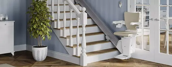 Comment installer un monte escalier dans sa maison à Damgan ?