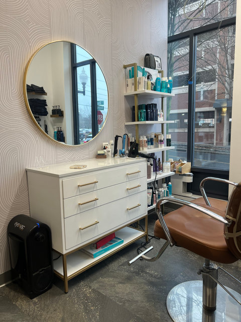 Julia’s Styles business photo