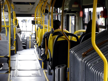 Busão: campanha quer conscientizar sobre preferência nos assentos
