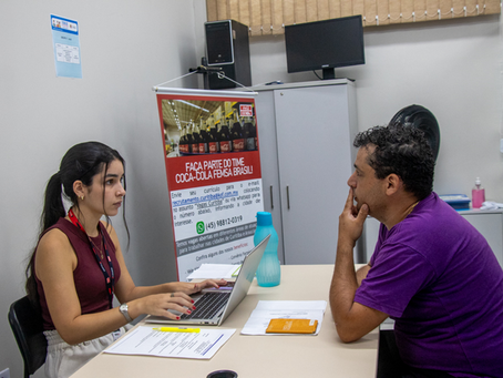 Feira de empregos para pessoas com deficiência tem de curso remunerado a vagas para universitários