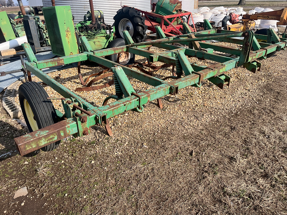 Thumbnail: John Deere 3pt Chisel Plow