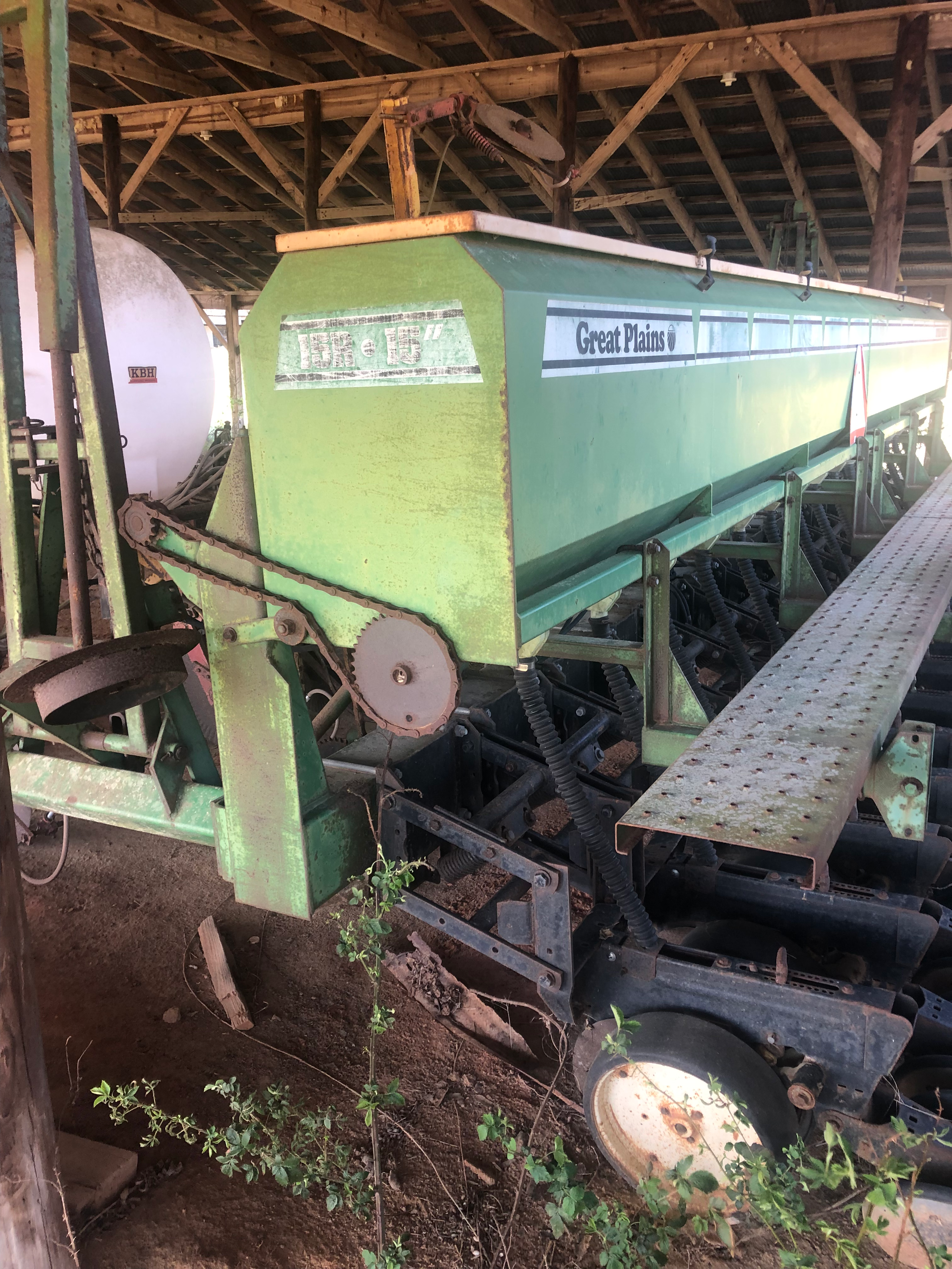 GREAT PLAINS 15R-15 20FT GRAIN DRILL