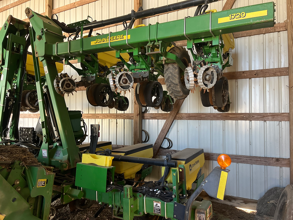 Thumbnail: JOHN DEERE  1725 5E 12 ROW MAX-EMERGE PLANTER