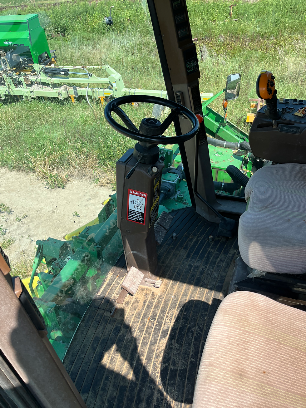 Thumbnail: John Deere 9986 6-row cotton picker