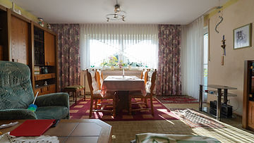Online-Exposé zur 3-Zimmer-Erdgeschosswohnung mit Balkon und Garage im Stadtteil Bergl in Schweinfurt. Gepflegte Wohnung mit ca. 80 m² Wohnfläche, Kellerraum, zentraler Lage und guter Anbindung.