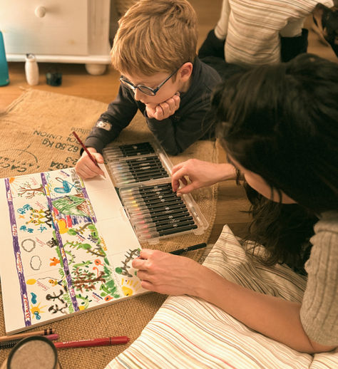 Unser Helfer-Kalender 2025: Gemeinsam für Kinder spenden!