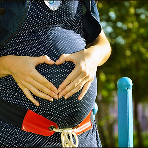 pregnant-244662_1280.jpg