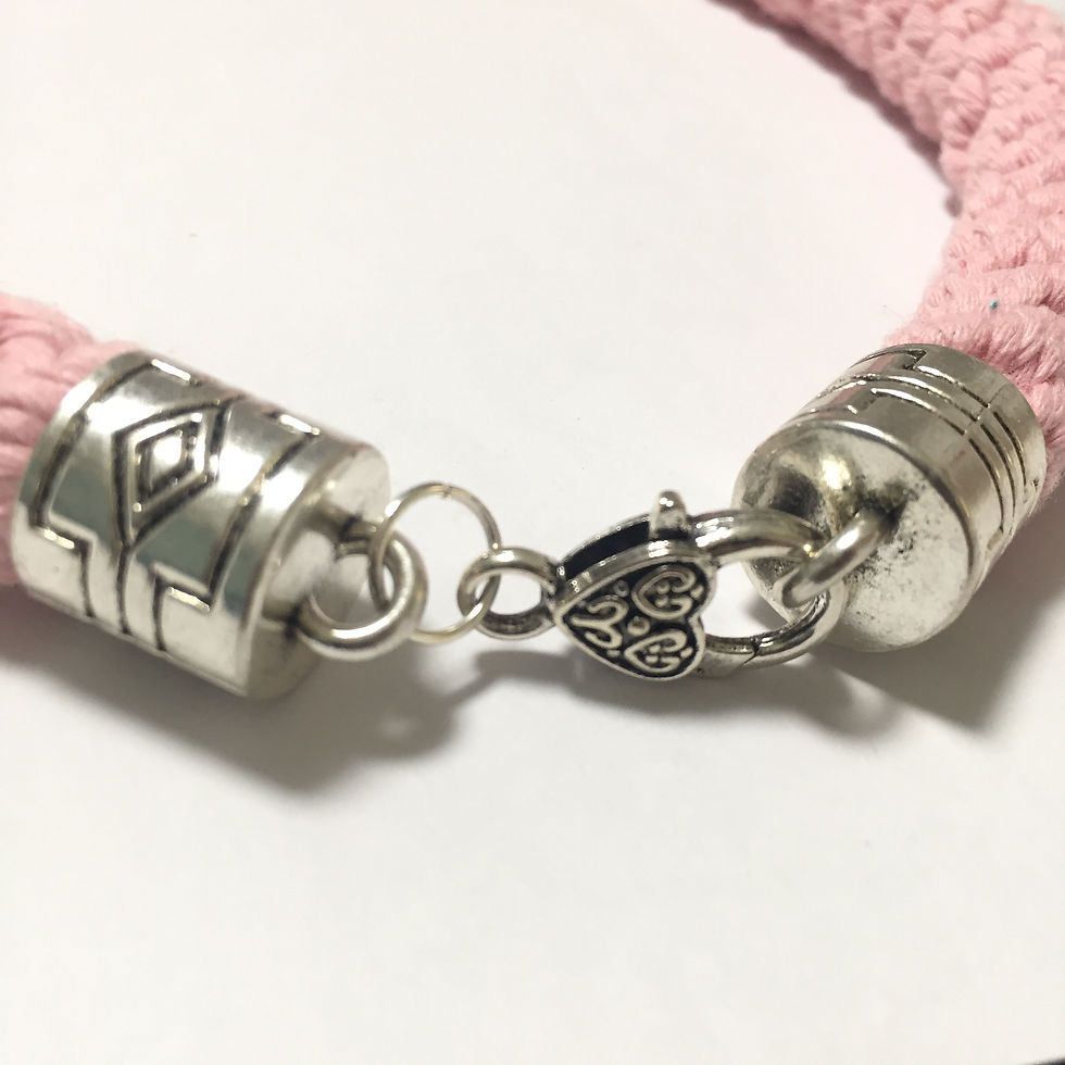 Miniature : Collier en macramé rose 