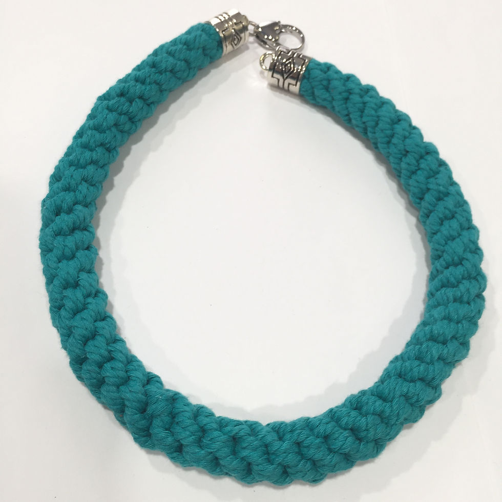 Miniature : Collier en macramé Turquoise 