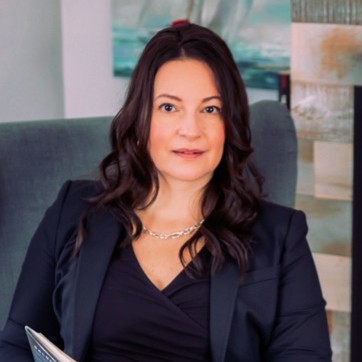 adriana romero.jpg