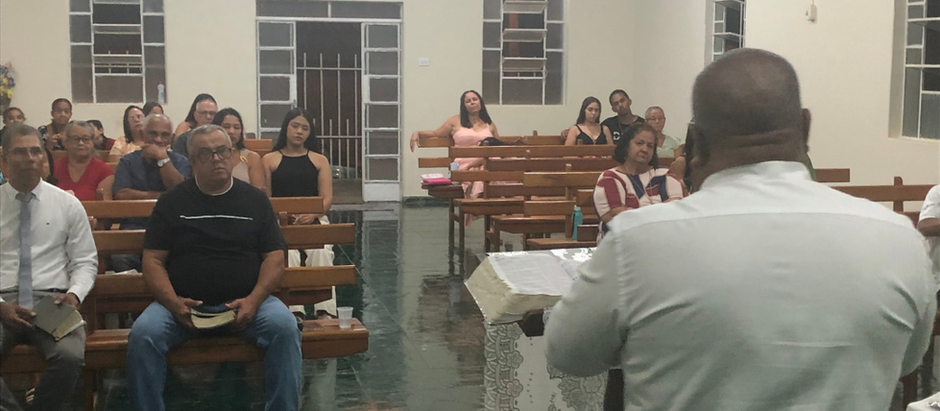 Grupo Neemias visita Igreja Batista Central de Engenheiro Navarro