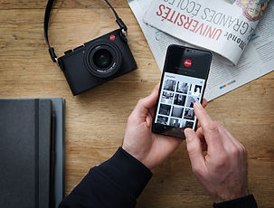 【新聞圖片3】全新徠卡Q2相機內置的Wi-Fi功能可結合徠卡FOTOS應用程式.