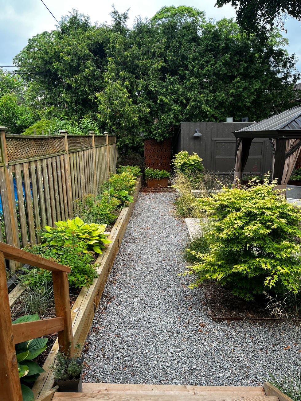 EFD7CBB2-CA6B-4C45-9405-DF8FFDB760BB