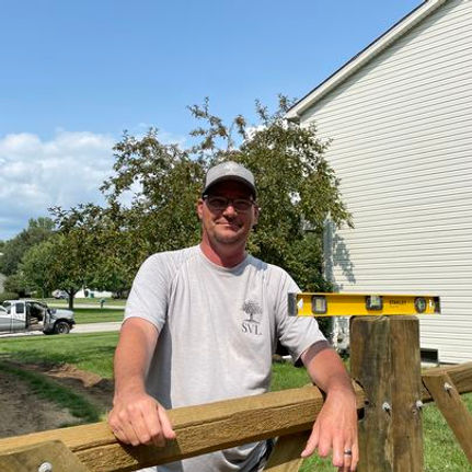 Keith a professional landscape designer working for Sammys Visionary Landscape your premie