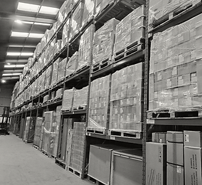 PalStore-Warehouse-Aisle-Pallets
