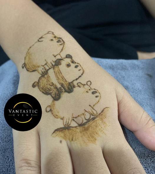 We Bear Bare Henna Tattoo