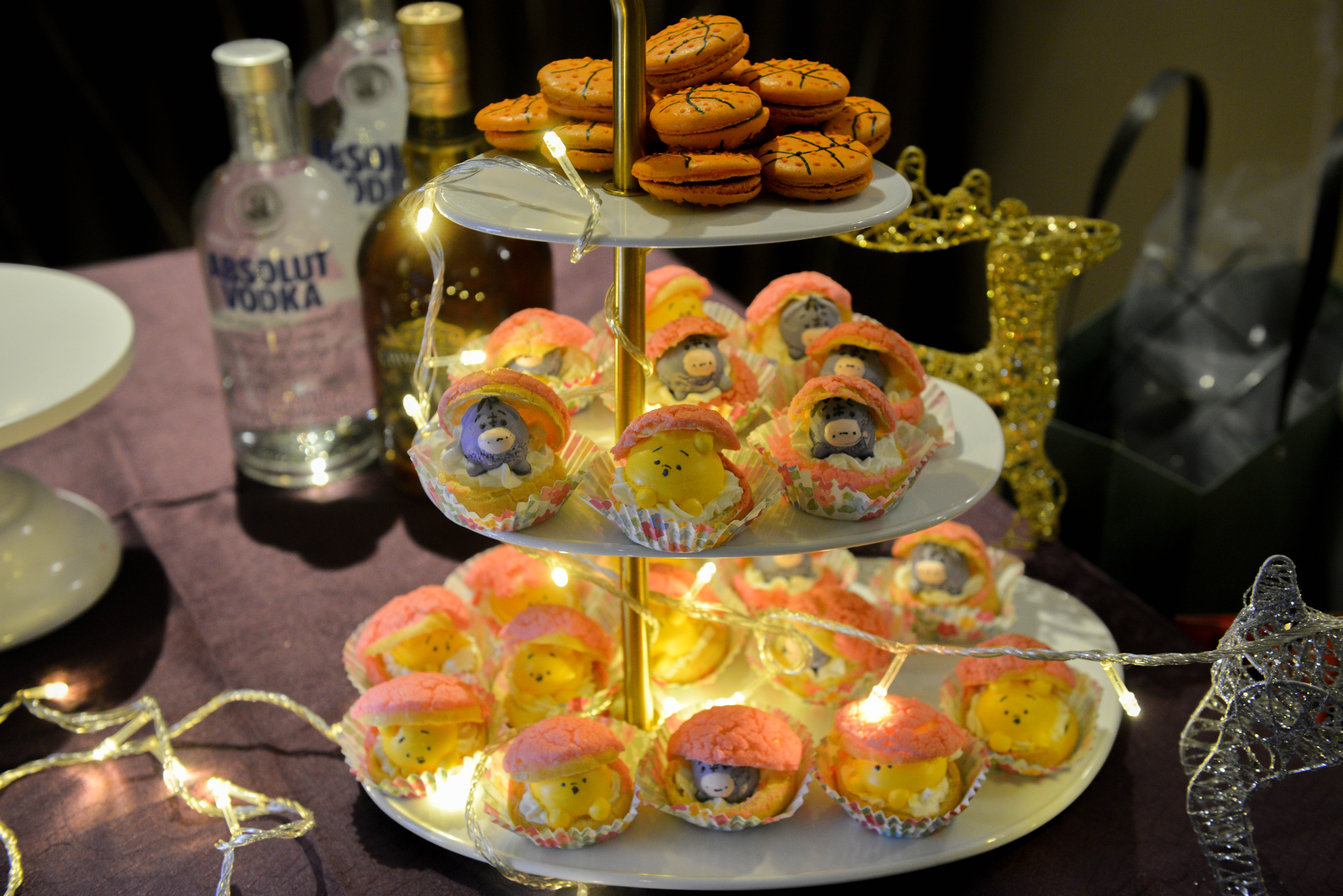 3 tier dessert setting