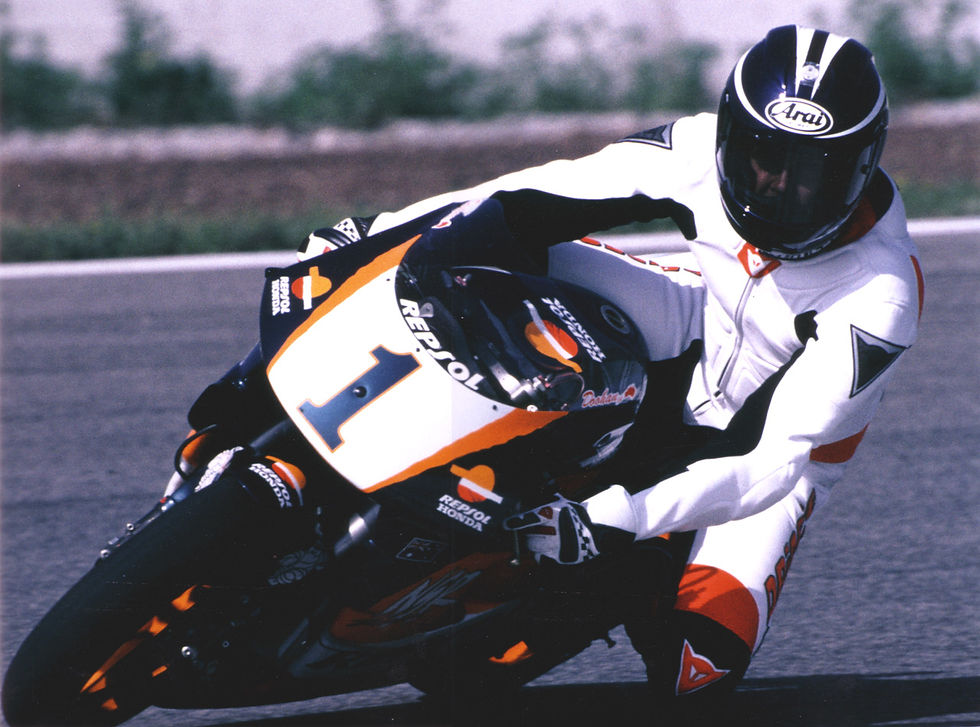Peter Clifford testing Mick Doohan's legendary 500cc Honda