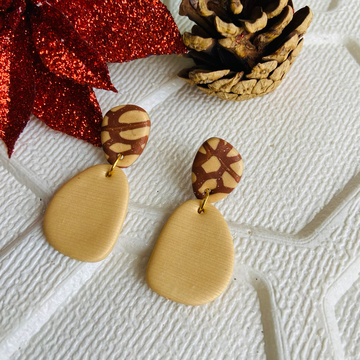 Aretes