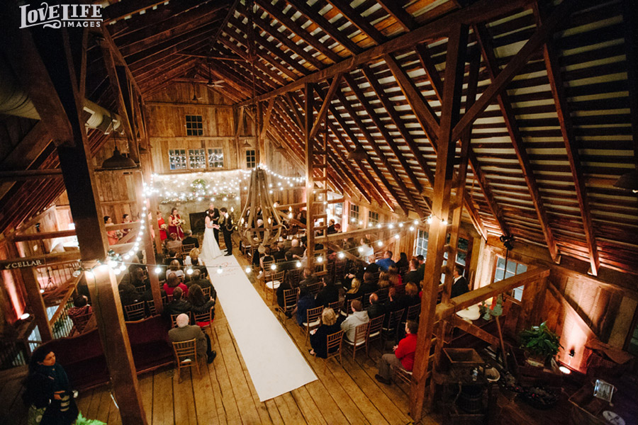 The Barns At Hamilton Station Vineyards Weddings