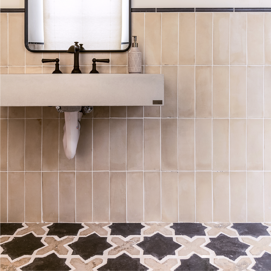 Magnolia - Artillo Arabesque Pattern 2C installed