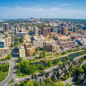 A photo of the Kansas City skyline.
