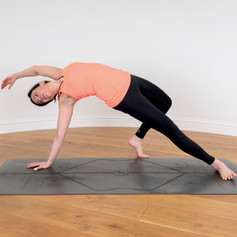 Camatkarasana
