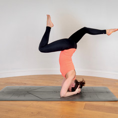 Sirsasana
