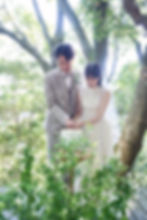 奈良の結婚式でケーキ入刀をする新郎新婦