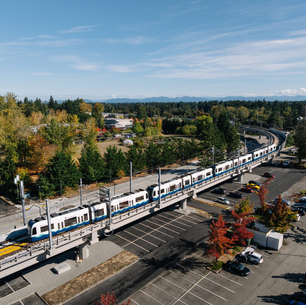 Light rail to Federal Way begins service