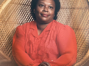 In Loving Memory of Essie Mae Chambers