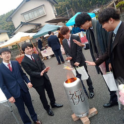 成人式にて祝い万灯製作・設置