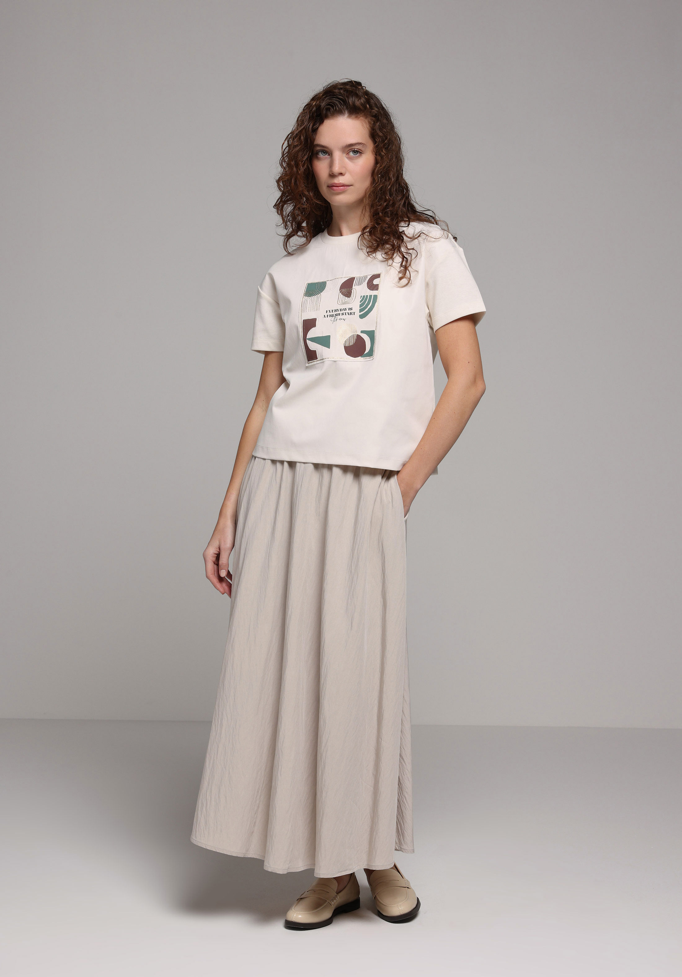 تنورة للنساء