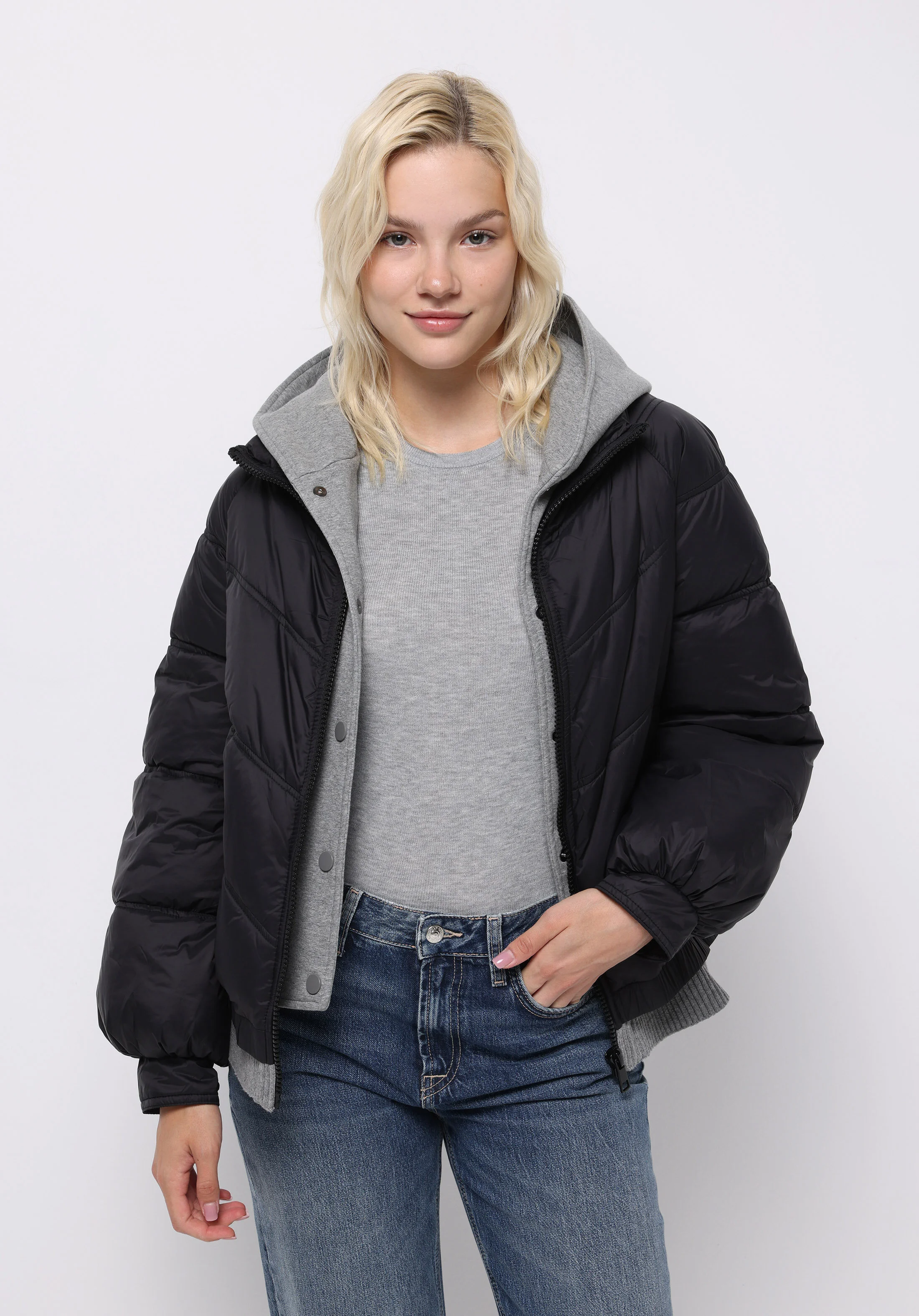 جاكيت ستاتي