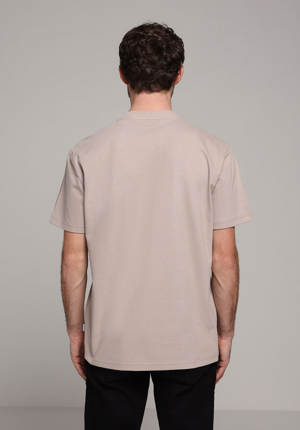 Thumbnail: بلوزة  رجالي