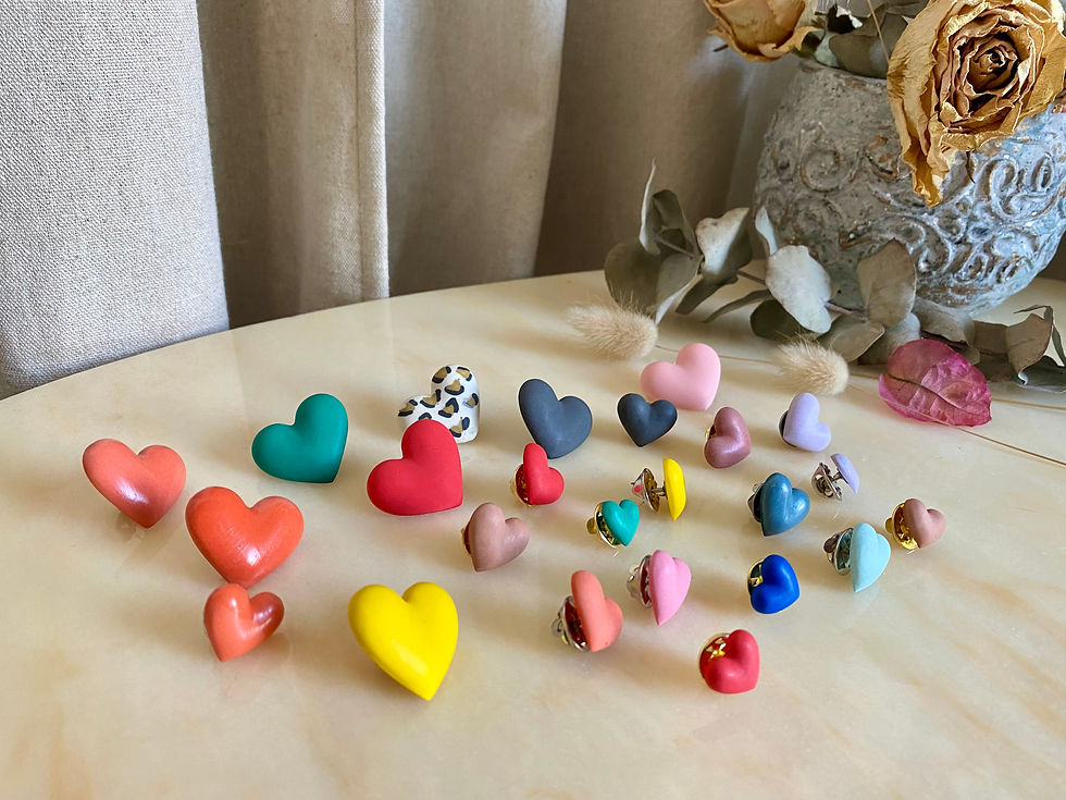 Miniature : Pin’s en jesmonite