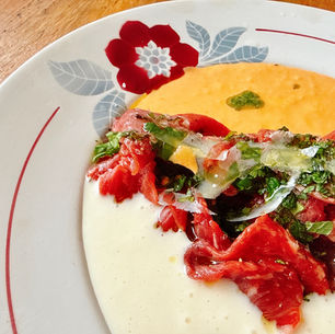 Carpaccio de Bœuf, crème Parmentier, crème carottes poivrons