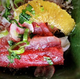 SASHIMIS, AGRUMES, SEMOULE DE CHOU-FLEUR
